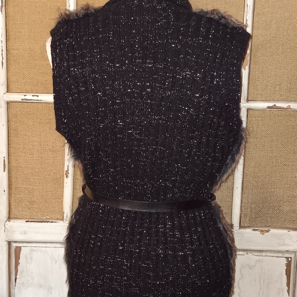 NEW Faux Fur Sweater Vest Large - Picture 2 of 6